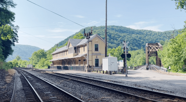 Abandoned And Frozen In Time, Explore The Ghost Town Of Thurmond, West Virginia