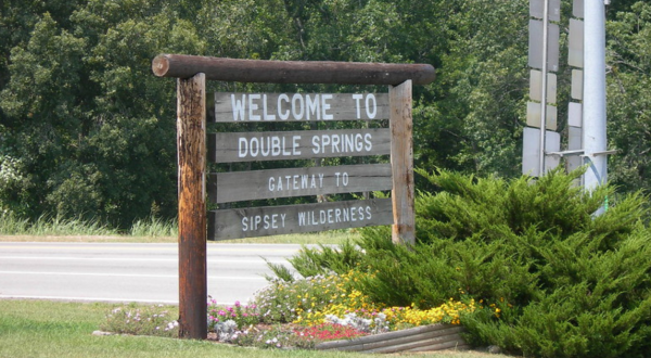 The Charming Small Town In Alabama That Was Named After A Pair Of Springs