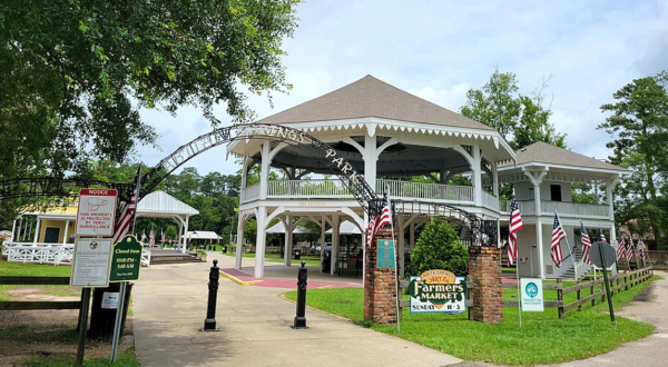 The Charming Small Town In Louisiana That Was Named After A Magical Spring