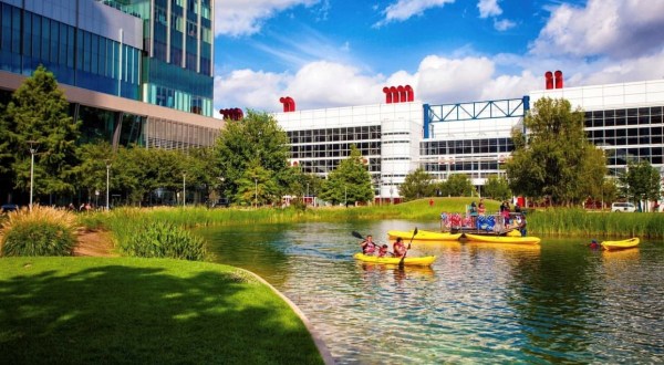 This Urban Kayak Park In Downtown Houston, Texas Is A Fun Summer Activity For All Ages
