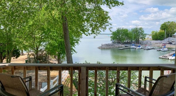 Kentucky’s Most Beautiful Riverfront Resort Is The Perfect Place For A Relaxing Getaway