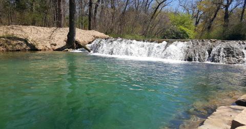 Enjoy Crystal-Clear Water At Little Niagara, A Gorgeous Swimming Hole Tucked Away In Southern Oklahoma