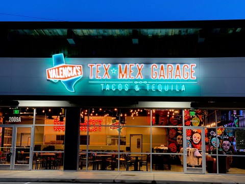 Sip Bottomless Mimosas For Just A Penny At Valencia’s Tex-Mex Garage In Texas