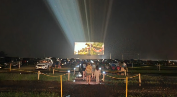 People Will Drive From All Over Nebraska To Quasar Drive-In For The Nostalgia Alone