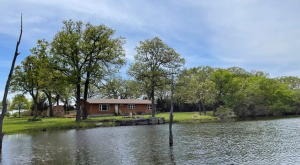 There’s No Reason To Leave This Unique Airbnb In Oklahoma, Complete With Its Own Private Hiking Trails