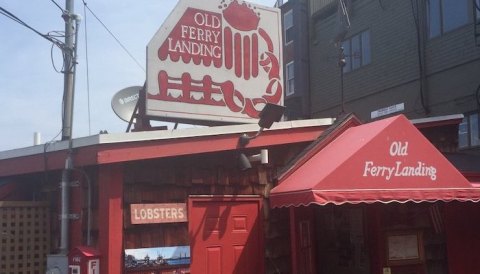 Grab A Bite To Eat At Old Ferry Landing, Then Walk The Shores Of New Hampshire's Piscataqua River