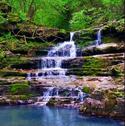 The Hike To This Secluded Waterfall In Arkansas Is Positively Amazing