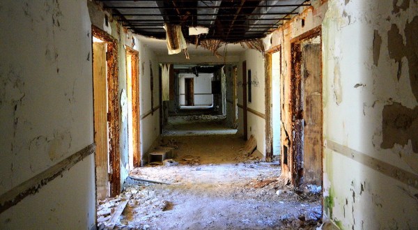 Take One Last Look Inside The Haunted, Abandoned Old Davis Hospital In Statesville