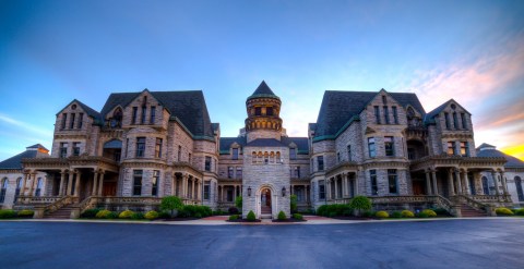 The Abandoned Mansfield Reformatory In Ohio Is One Of The Eeriest Places In America