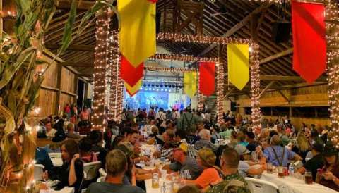 If There's One Fall Festival You Attend In Iowa, Make It The Amana Oktoberfest