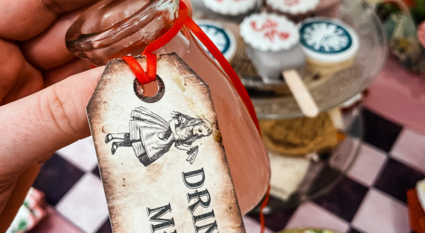 An Alice In Wonderland Themed Event Is Coming To Mississippi And It’s Pure Magic