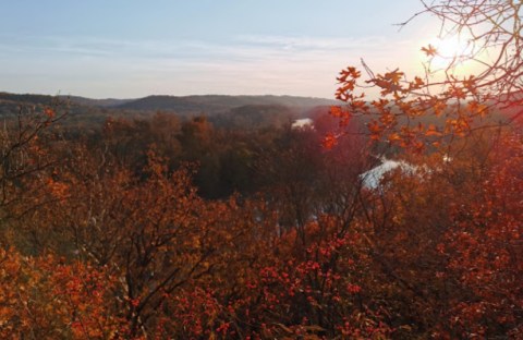 This Missouri Bike Ride Leads To The Most Stunning Fall Foliage You've Ever Seen