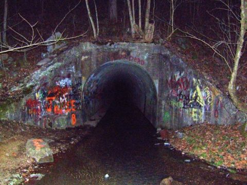 The Abandoned Sensabaugh Tunnel In Tennessee Is One Of The Eeriest Places In America