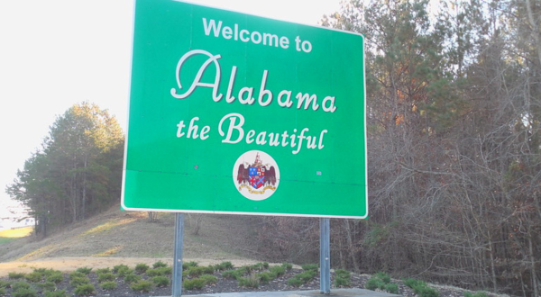 The Best Sight In The World Is Actually A Road Sign That Says Welcome To Alabama