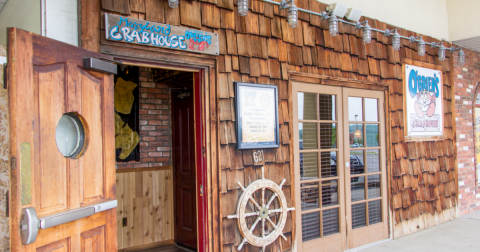 You Must Taste The Crab Legs At This Unique Seafood Restaurant In Michigan