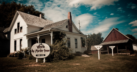 There's Nothing More Terrifying Than These 10 Genuinely Haunted Houses In Iowa