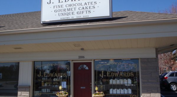 This Little Candy Store Makes The Best Homemade Chocolates And Cupcakes In Indiana