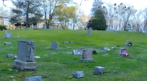One Of The Most Haunted Cemeteries In Connecticut Is Also The Most Beautiful