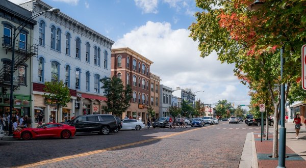 There Are 3 Must-See Historic Landmarks In The Charming Town Of Oxford, Ohio