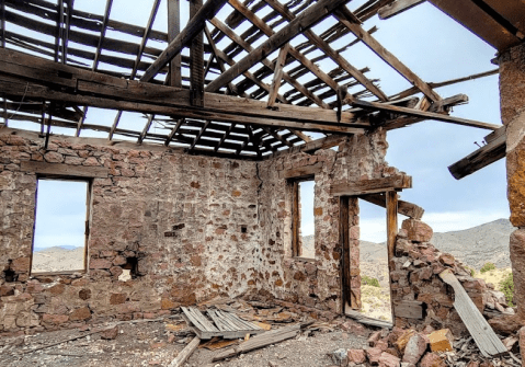 This Abandoned Town In Utah Is One Of The Eeriest Places In America
