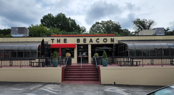 One Of The Oldest Family-Owned Restaurants In South Carolina Is Also Among The Most Delicious Places You’ll Ever Eat