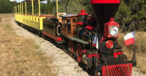 This Open Air Train Ride In Texas Is A Scenic Adventure For The Whole Family