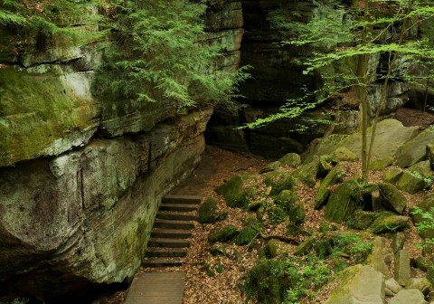 This Secret Series Of Caves And Rock Formations In Ohio's National Park Will Capture Your Imagination