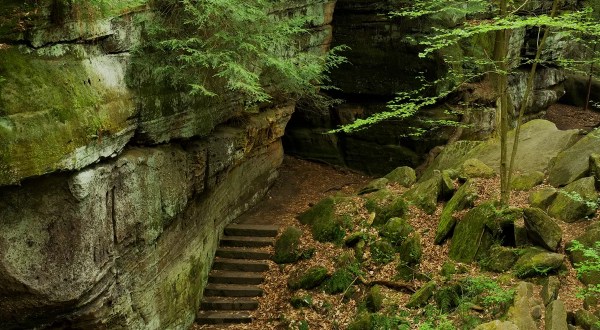 This Secret Series Of Caves And Rock Formations In Ohio’s National Park Will Capture Your Imagination