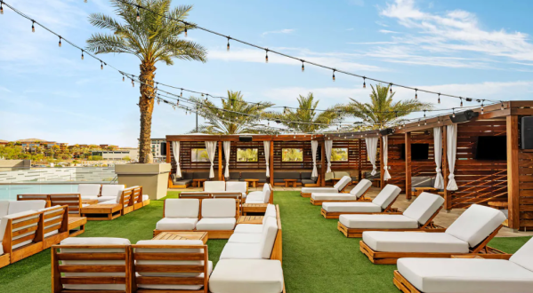 These Rooftop Cabanas At A Luxury Arizona Hotel Are The Coolest Way To Beat The Heat