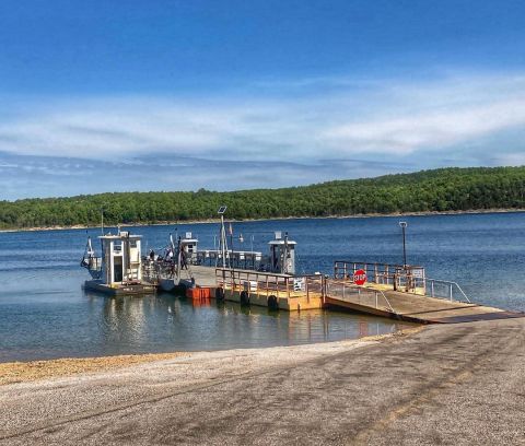 Most People Have No Idea This Historic Free Ferry In Arkansas Even Exists