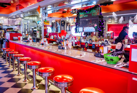 There’s a 50s-Themed Restaurant In Arizona And It’s Everything You Could Hope For