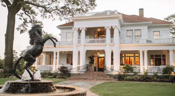 A Night At This Luxurious Mansion In Arkansas Will Make You Feel Like You’re In A Fairy Tale