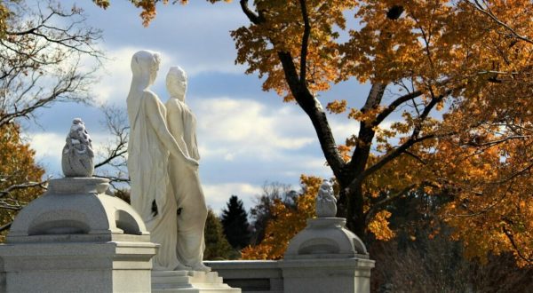 One Of The Most Haunted Cemeteries In Kentucky Is Also The Most Beautiful