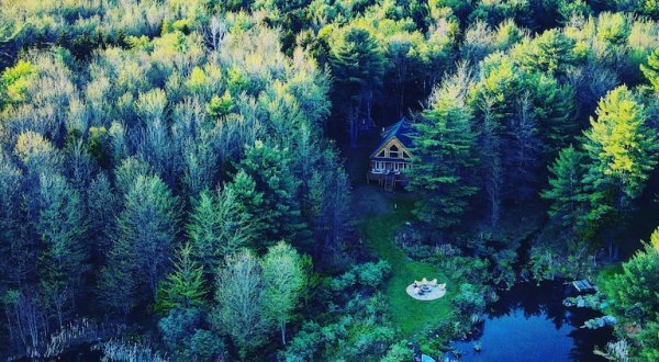These Might Be The 3 Most Luxurious Cabins In New York’s West Oneonta You Can Book