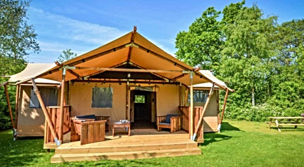 Splash The Day Away, Then Sleep In A Safari Tent At This RV Resort In Mississippi