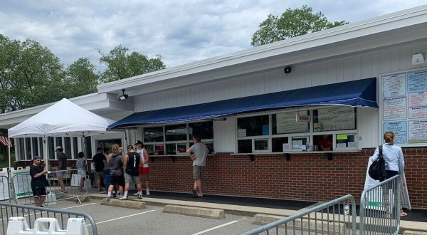 Feast On Fried Fish At This Unassuming But Amazing Roadside Stop In Massachusetts