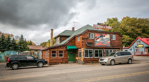 You Can Live Off The Grid In This Michigan Town Considered The Best In The Country