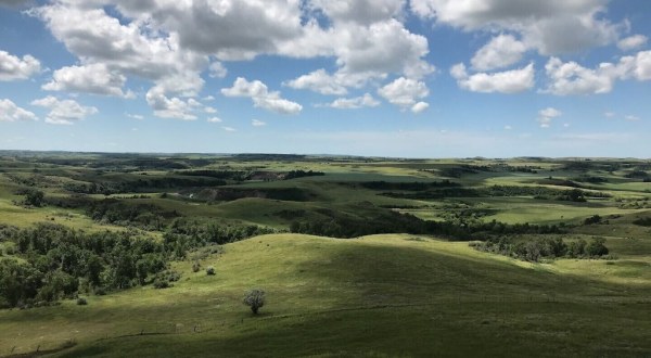 This Vacation Farm VRBO In North Dakota Is One Of The Coolest Places To Spend The Night