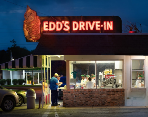 Edd’s Drive-In Has Been Serving The Best Burgers In Mississippi Since 1953