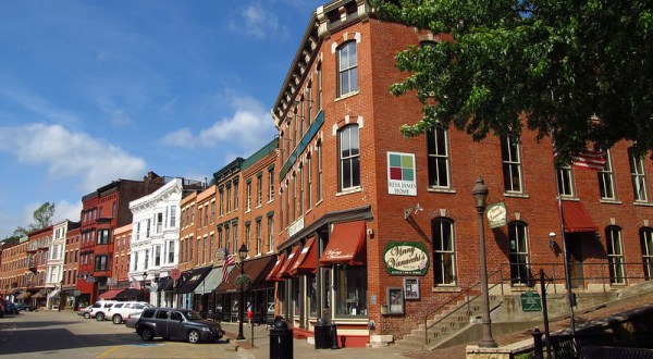 The One Small Town In Illinois With More Historic Buildings Than Any Other