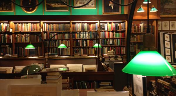 This 6-Story Bookstore In New York, Argosy Book Store, Is Like Something From A Dream