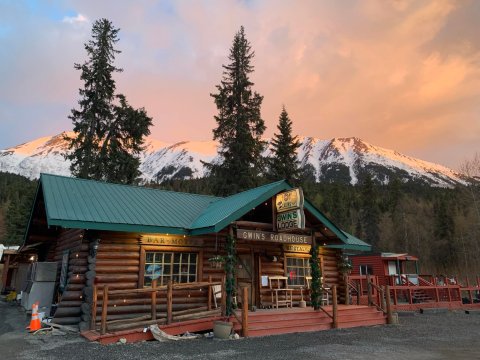 One Of The Oldest Family-Owned Restaurants In Alaska Is Also Among The Most Delicious Places You'll Ever Eat