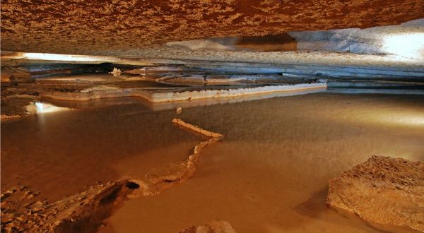 Hike Through A Hidden Cave, Then Dine At A Cave-Themed Restaurant In Missouri