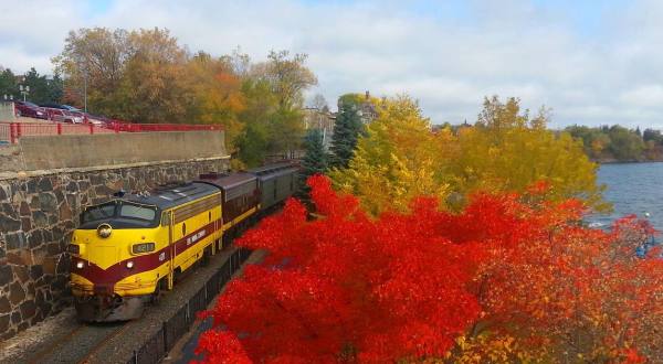 5 Ridiculously Charming Train Rides To Take In Minnesota This Fall