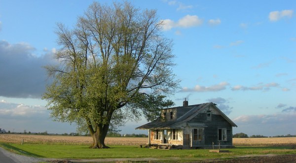 You Can Live Off The Grid In This Illinois Town Considered The Best In The Country