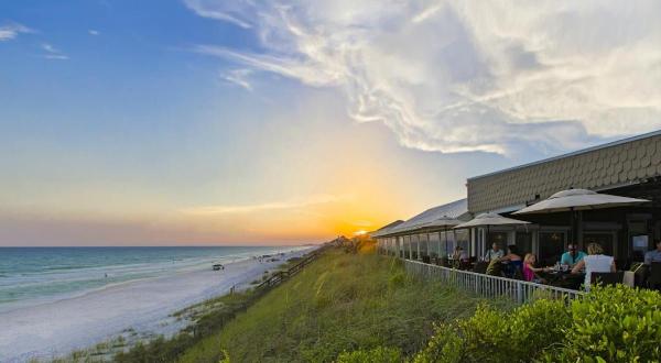 This Off-The-Beaten Path Eatery In Florida Is Known For Its Mouthwatering Seafood