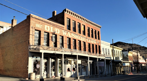 The Haunted Washoe Club Museum & Saloon In Nevada Both History Buffs And Ghost Hunters Will Love