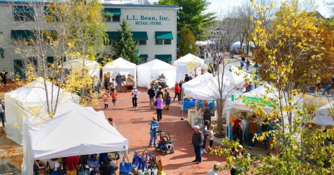 If There's One Fall Festival You Attend In Maine, Make It The Freeport Fall Festival