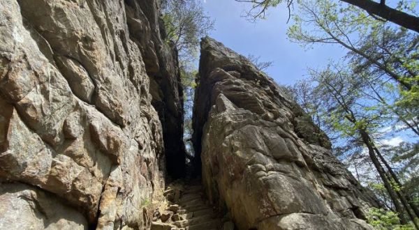 Climb A Natural Rock Staircase To Incredible Views On The Stone Door Trail In Tennessee