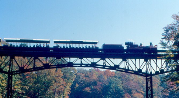4 Epic Train Rides In Virginia That Will Give You An Unforgettable Experience